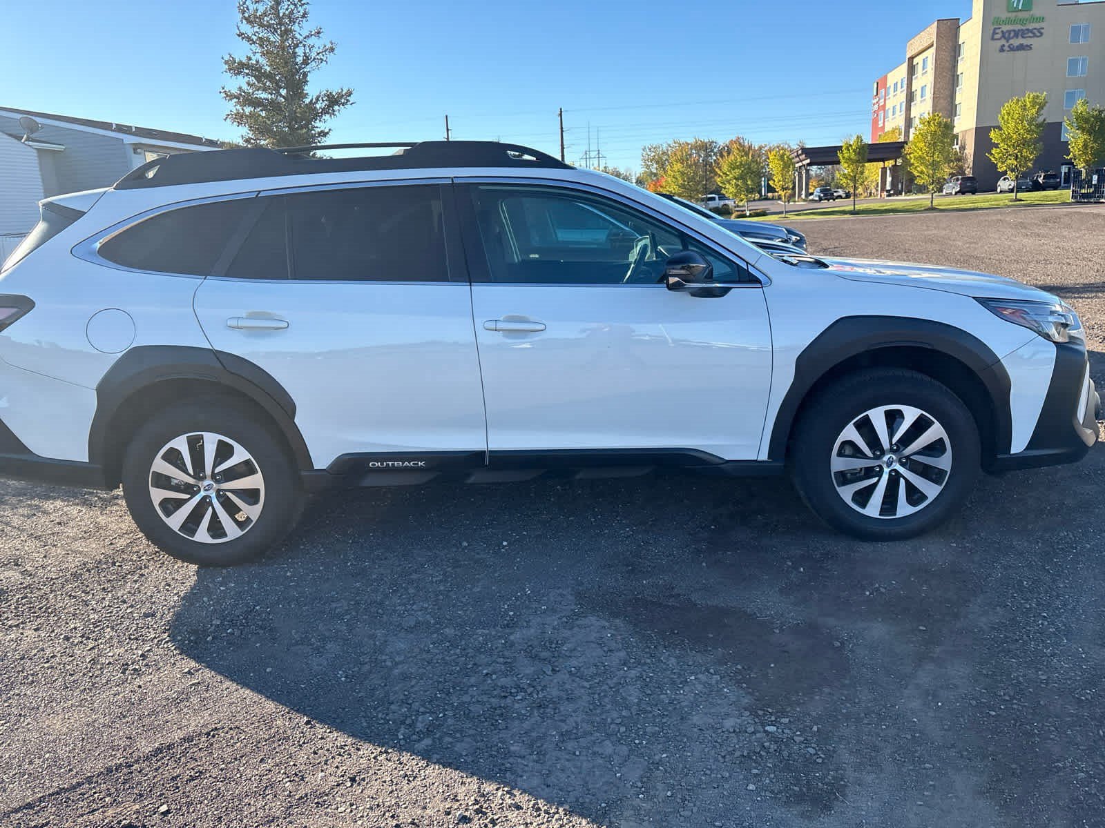 Used 2024 Subaru Outback Premium AWD/4WD image 10