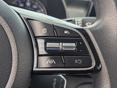 Used 2024 Kia Forte LXS image 18