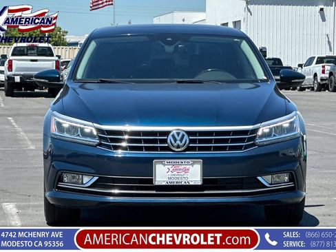 Used 2018 Volkswagen Passat 3.6 SEL Premium FWD image 9
