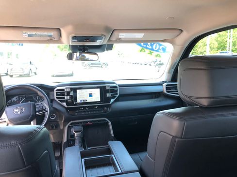 Used 2023 Toyota Tundra SR5 w/ SR5 Premium Package AWD/4WD image 27