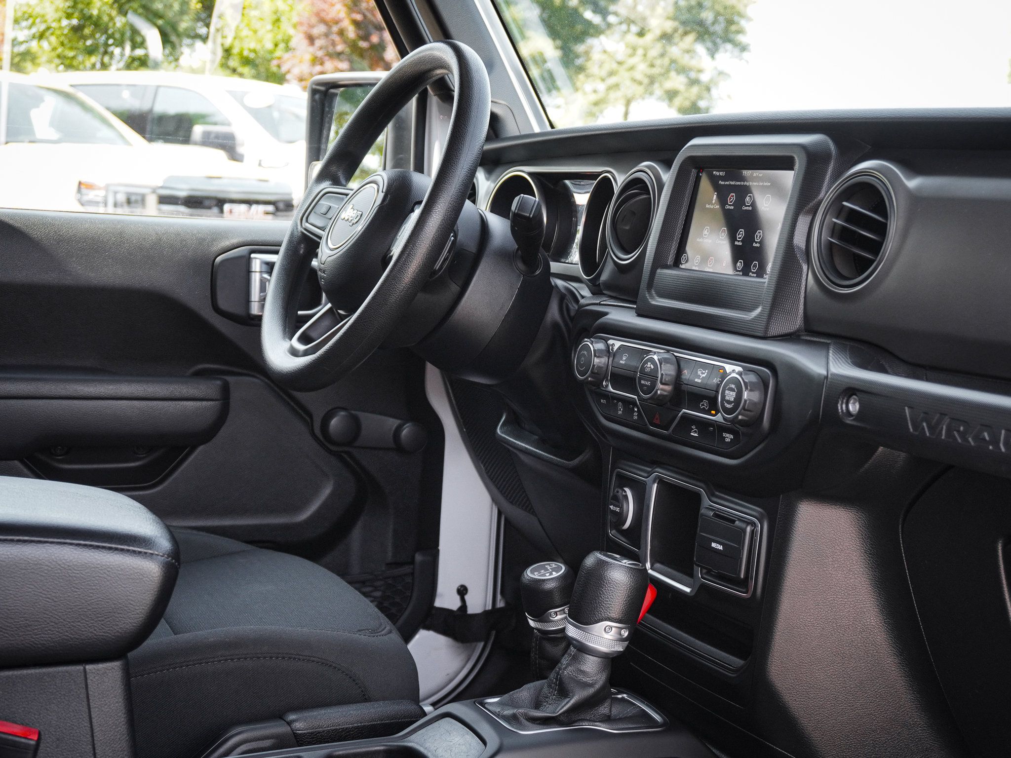 Used 2022 Jeep Wrangler Unlimited Sport AWD/4WD image 37