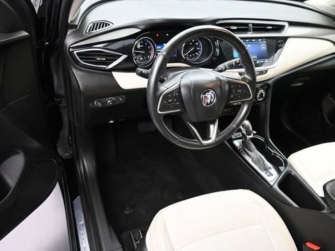 Used 2021 Buick Encore GX Preferred w/ Cold Weather Comfort Package FWD image 15