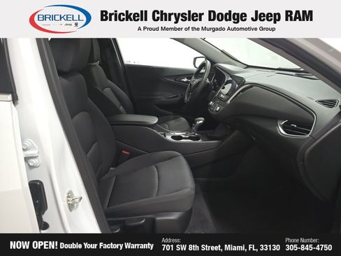 Used 2023 Chevrolet Malibu LS FWD image 23
