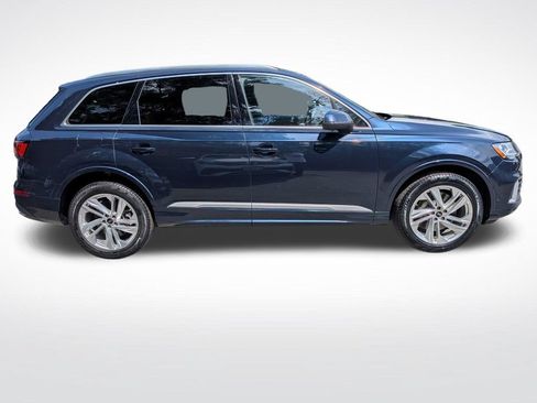 Used 2023 Audi Q7 2.0T Premium w/ Convenience Package AWD/4WD image 2
