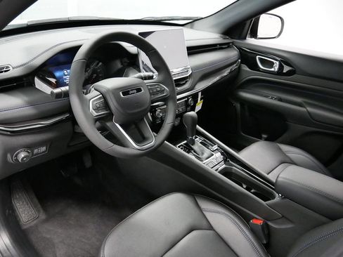 New 2026 Jeep Compass Limited image 6
