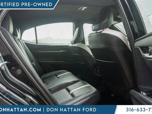 Used 2025 Toyota Camry SE FWD image 20