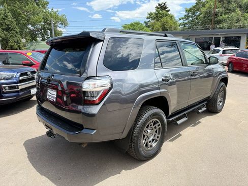 Used 2020 Toyota 4Runner Venture image 9
