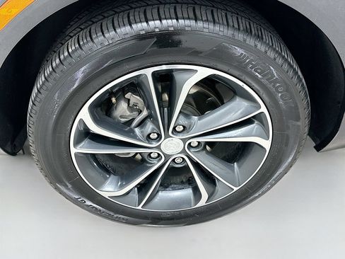 Used 2022 Buick Encore GX Essence FWD image 33