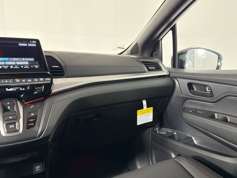 New 2026 Honda Odyssey Sport-L image 28