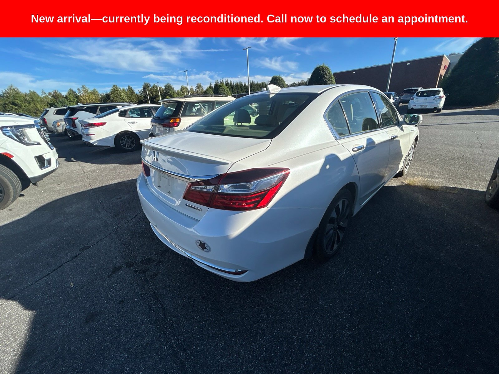 Used 2017 Honda Accord EX-L image 11