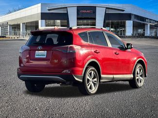 Used 2016 Toyota RAV4 XLE video 3