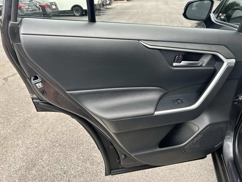 Used 2020 Toyota RAV4 XLE Premium FWD image 25