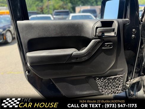 Used 2014 Jeep Wrangler Unlimited Sport w/ Quick Order Package 24S AWD/4WD image 16