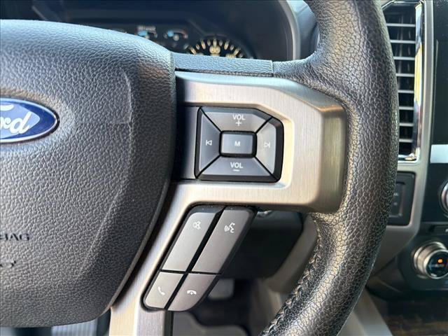 Used 2015 Ford F150 Platinum w/ Equipment Group 701A Luxury AWD/4WD image 16