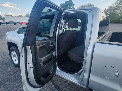 Used 2019 Chevrolet Silverado 1500 LT w/ All Star Edition AWD/4WD image 10