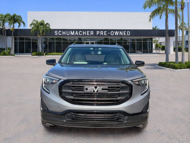 Certified 2021 GMC Terrain SLE w/ Driver Convenience Package FWD image 2
