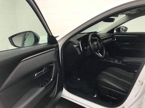 Used 2025 MAZDA CX-50 AWD 2.5 S w/ Preferred Package image 11