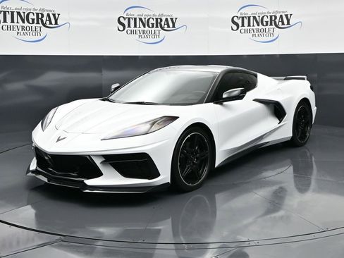 Certified 2022 Chevrolet Corvette Stingray Coupe w/ 1LT image 4