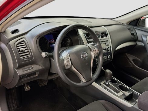 Used 2013 Nissan Altima 2.5 S image 18