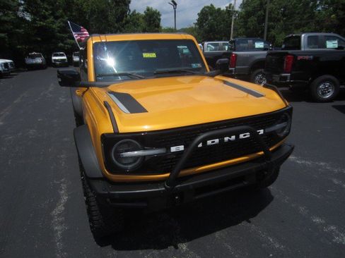 Used 2021 Ford Bronco First Edition image 2