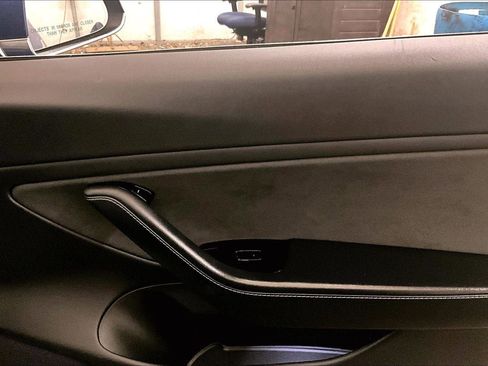 Used 2018 Tesla Model 3 Performance image 23