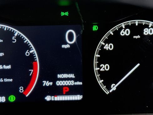 New 2025 Honda Pilot EX-L image 13