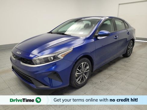 Used 2023 Kia Forte LXS image 1