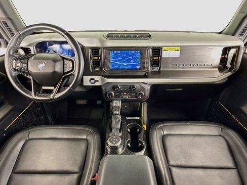 Used 2022 Ford Bronco Badlands AWD/4WD image 9