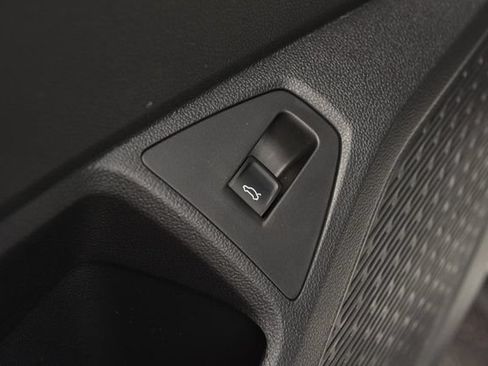 New 2026 Volkswagen Jetta GLI Autobahn FWD image 9