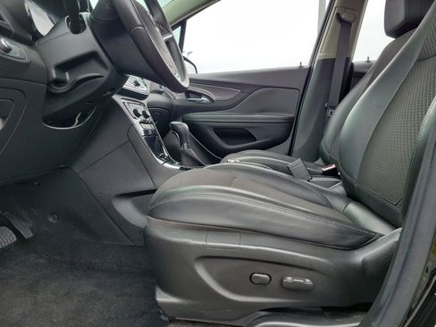 Used 2018 Buick Encore Preferred image 17