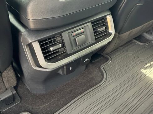 Used 2022 Ford F150 Platinum w/ Equipment Group 701A High AWD/4WD image 8