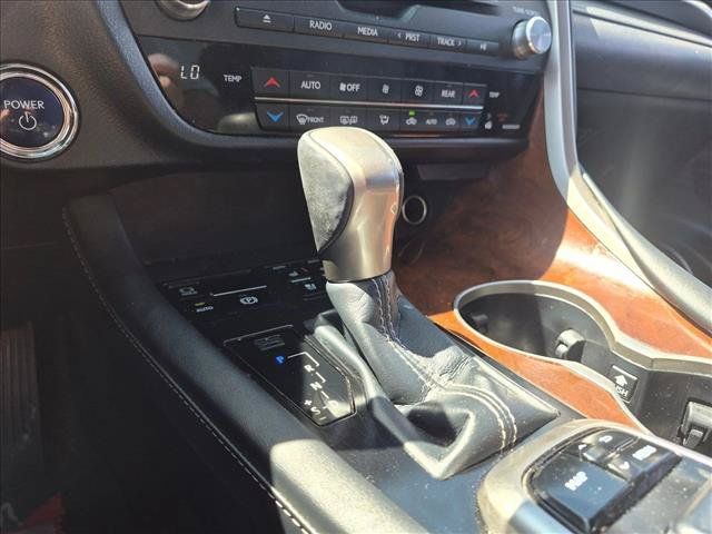 Used 2018 Lexus RX 450hL Premium w/ Premium Package AWD/4WD image 12