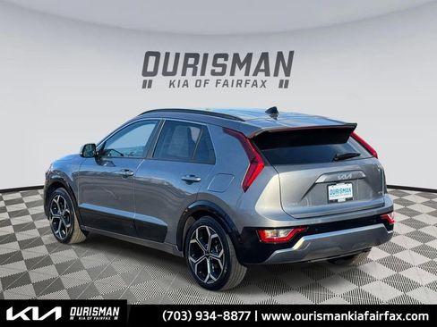 Used 2023 Kia Niro EX Touring image 24