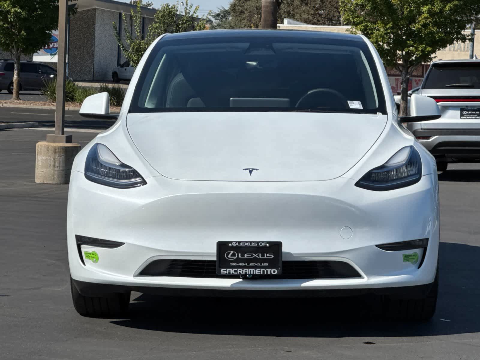 Used 2023 Tesla Model Y AWD image 10