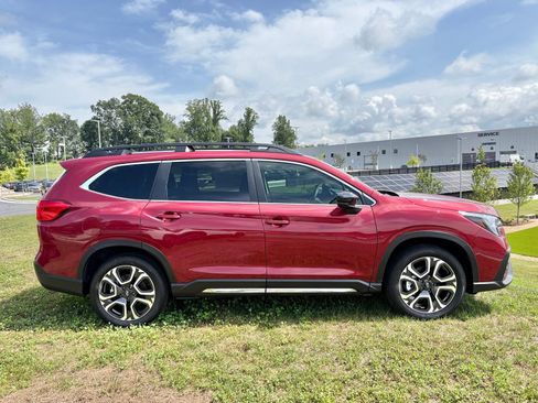 New 2026 Subaru Ascent Limited w/ Popular Package #2 AWD/4WD image 6