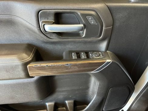 Used 2021 Chevrolet Silverado 3500 LT AWD/4WD image 12