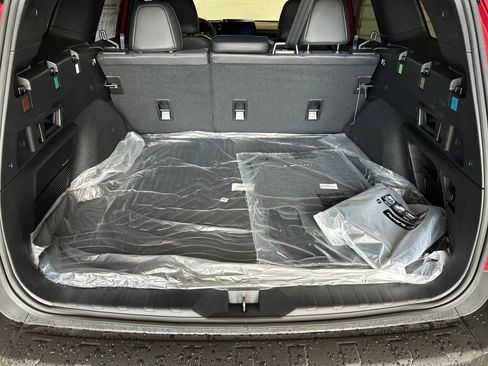 New 2026 Subaru Outback Touring XT AWD/4WD image 19