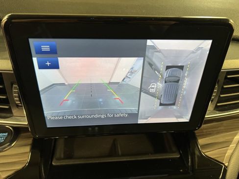 Used 2022 Ford Explorer Limited w/ Equipment Group 301A image 12