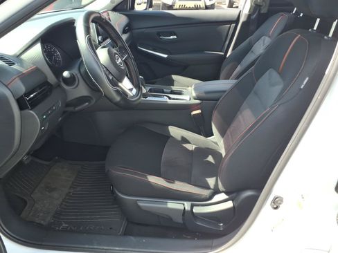 Used 2025 Nissan Sentra SR w/ Trunk Package FWD image 10