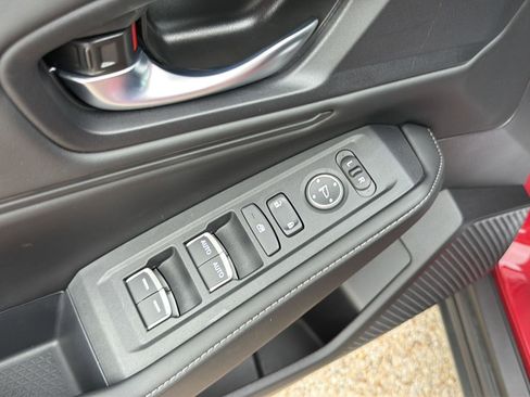 Used 2025 Honda Accord Sport image 18