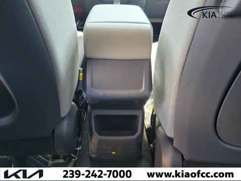 New 2027 Kia Seltos S FWD image 12