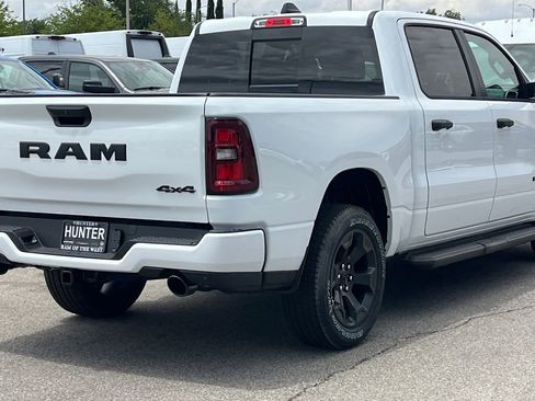 New 2026 RAM 1500 Express AWD/4WD image 8