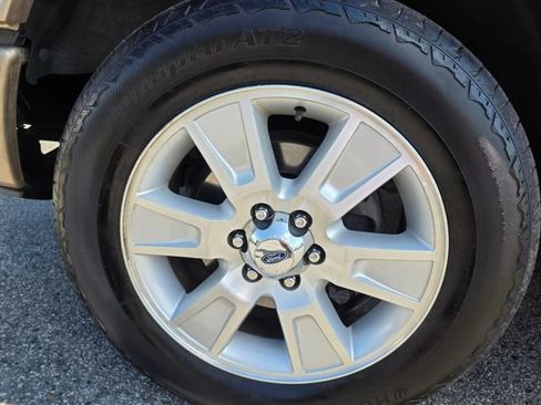Used 2013 Ford F150 Lariat w/ Luxury Equipment Group AWD/4WD image 9