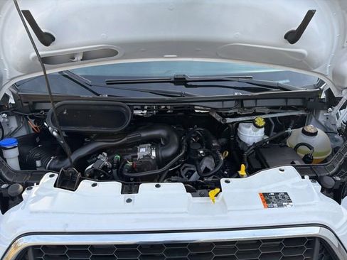 Used 2024 Ford Transit 350 XLT image 33