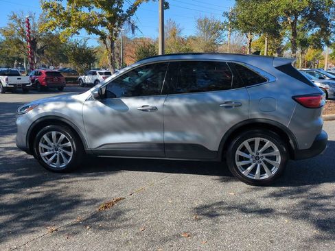 Used 2021 Ford Escape Titanium w/ Titanium Elite Package image 8