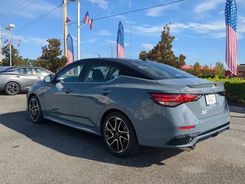 New 2025 Nissan Sentra SR image 6