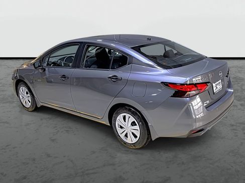 Used 2025 Nissan Versa S w/ Trunk Package FWD image 2