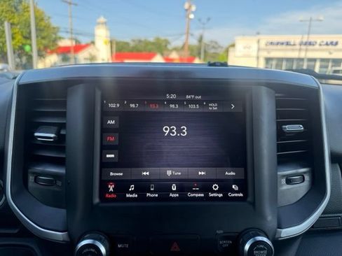 Used 2020 RAM 1500 Big Horn AWD/4WD image 10