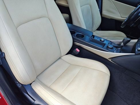 Used 2015 Lexus IS 250 image 16