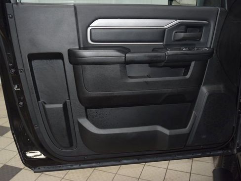 Used 2024 RAM 3500 Tradesman w/ Snow Chief Group image 35